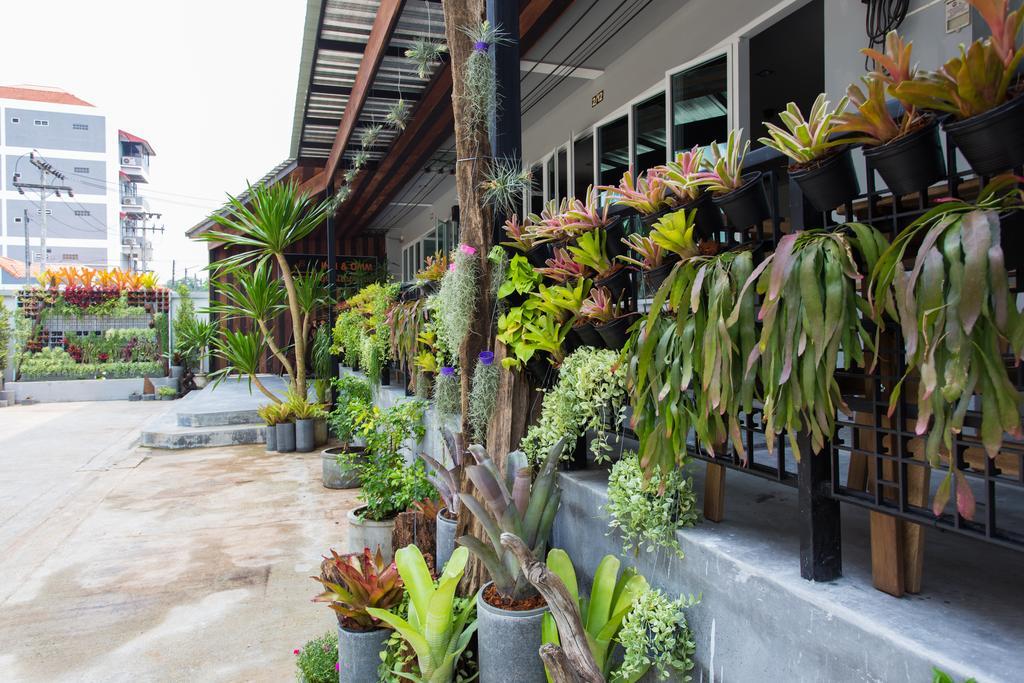Krabi Inn & Omm Экстерьер фото